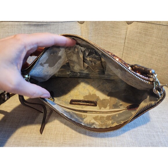 Elliot Lucca Bronze Gold Sequin Crossbody Purse - Date Night, Cocktail Hour - Picture 4 of 4